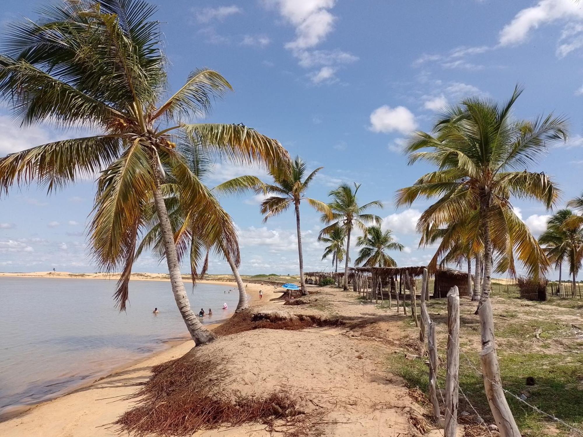 Chale Perto Da Praia Com Duas Suites E Varandao Pacatuba  ภายนอก รูปภาพ
